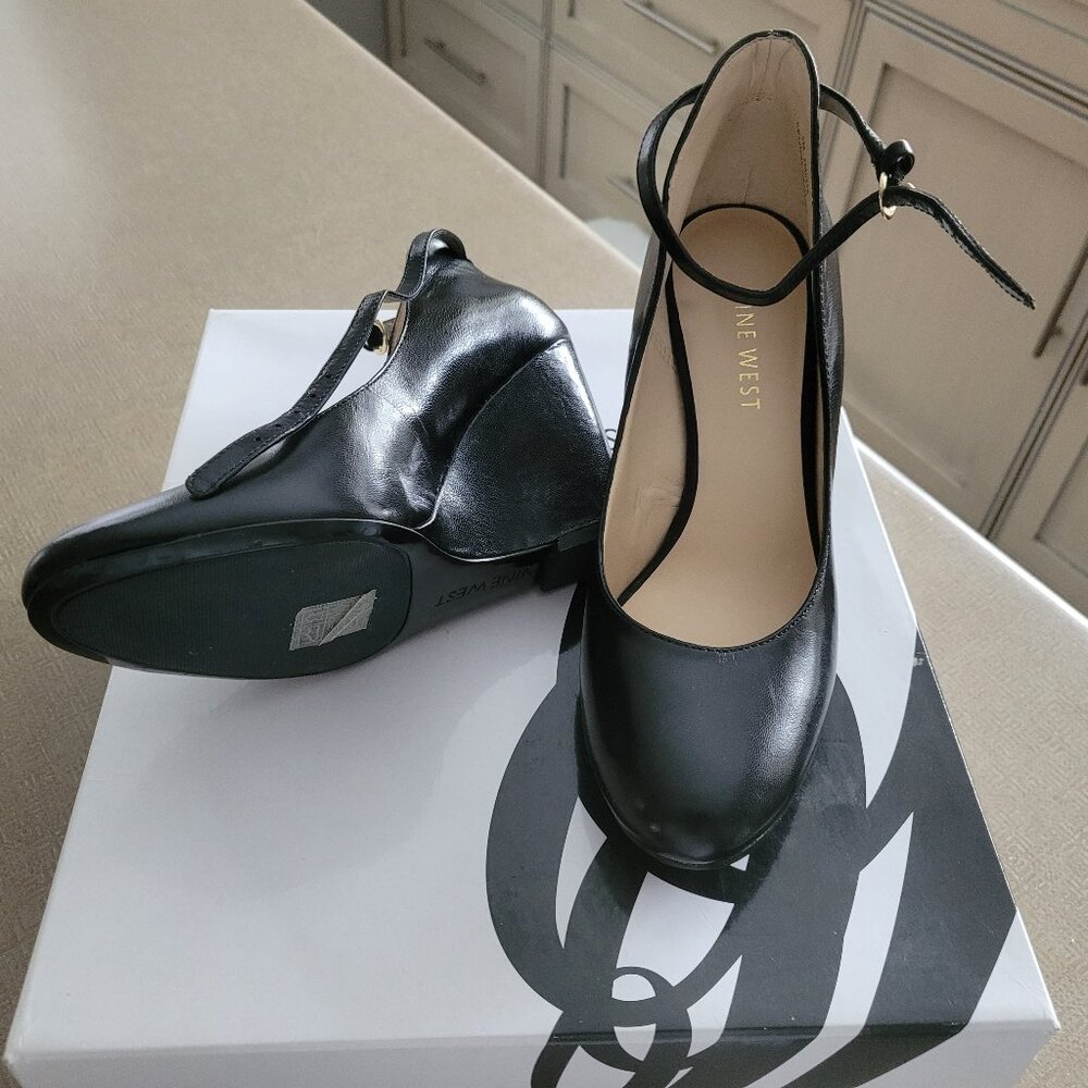 Nine West Zelene Wedge Pump, Size 5